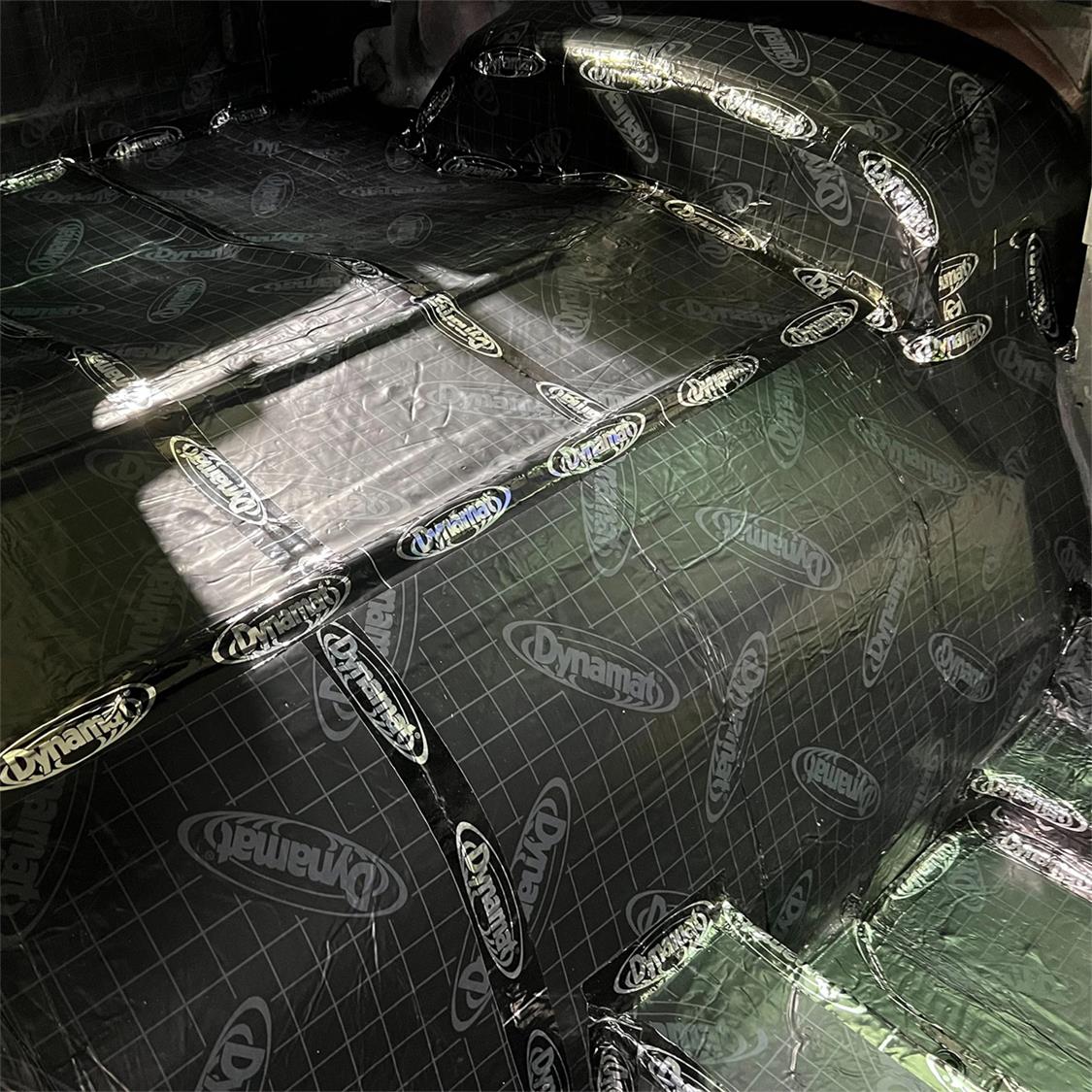 DYNAMAT XTREME TECH PACK SOUND DEADENING (450MM X 800MM) - 7 SHEET PACK