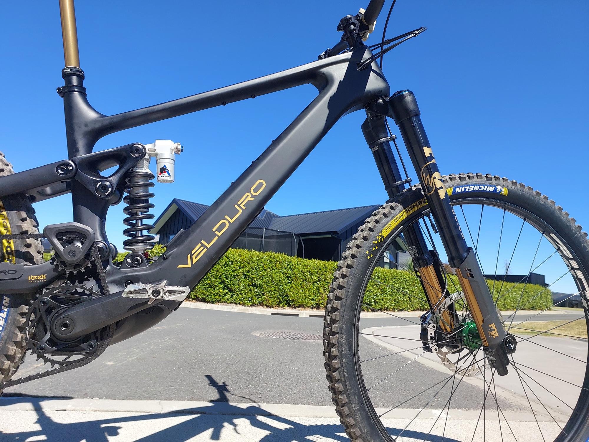 2025 Velduro Rogue R Frameset Large